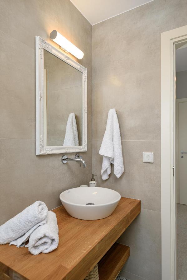 Diamond Dream III Apartment Kalamaki  Bagian luar foto